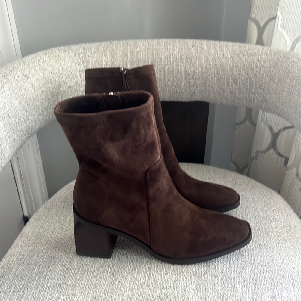 Brown Suede Ankle Boots 7.5 M